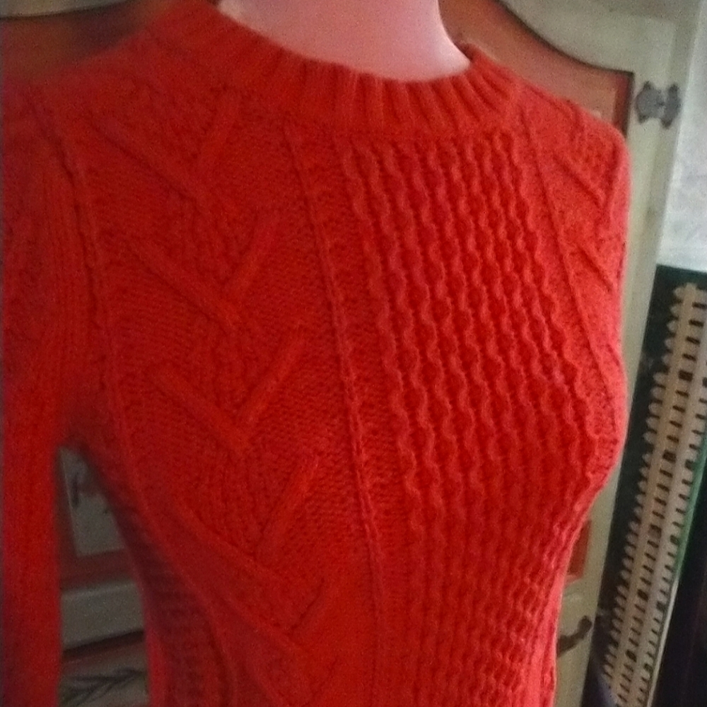 Gap red women's knit sweater